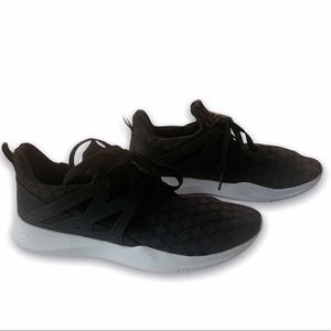 FABLETICS | QUILTED INDIGO SNEAKER